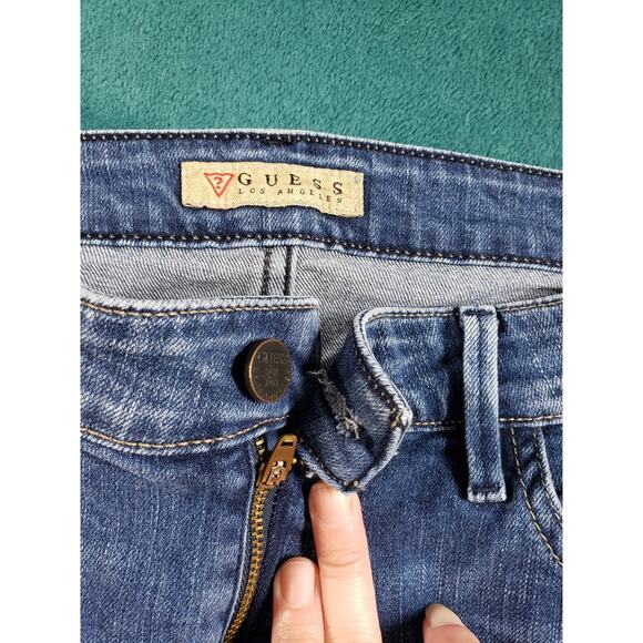 Guess Jeans Size 30 Womens Blue Pants Stretch Denim Mid Rise Fray Hem Cropped - Picture 5 of 13